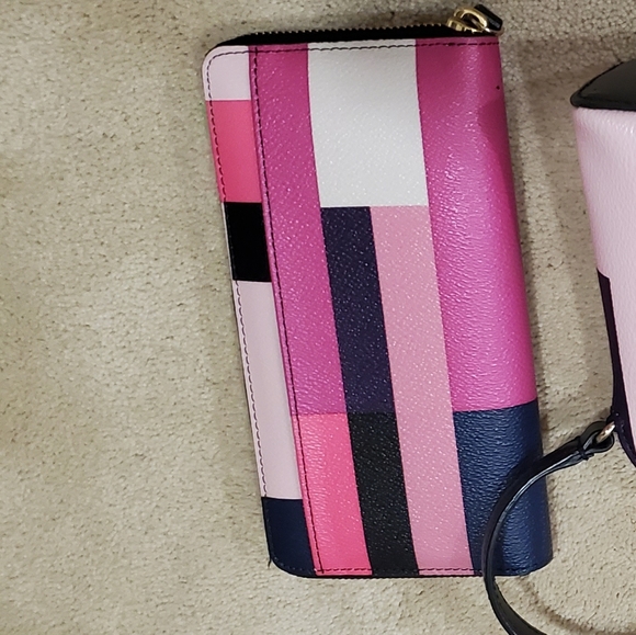Kate Spade Color Block Wallet Limited Edition - Picture 3 of 4